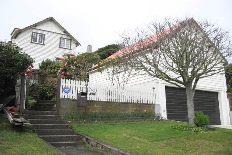 Photo of property in 13 Burrows Avenue, Karori, Wellington, 6012