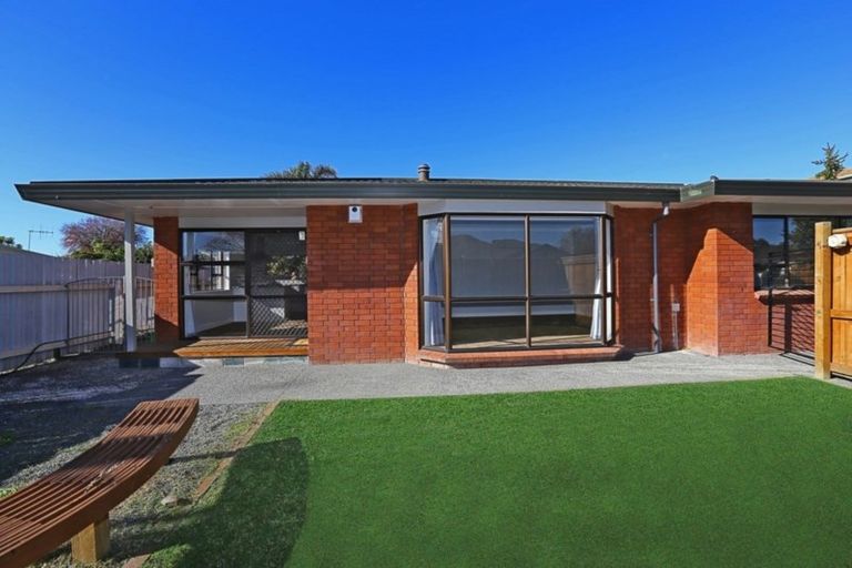 Photo of property in 77 Avondale Road, Taradale, Napier, 4112