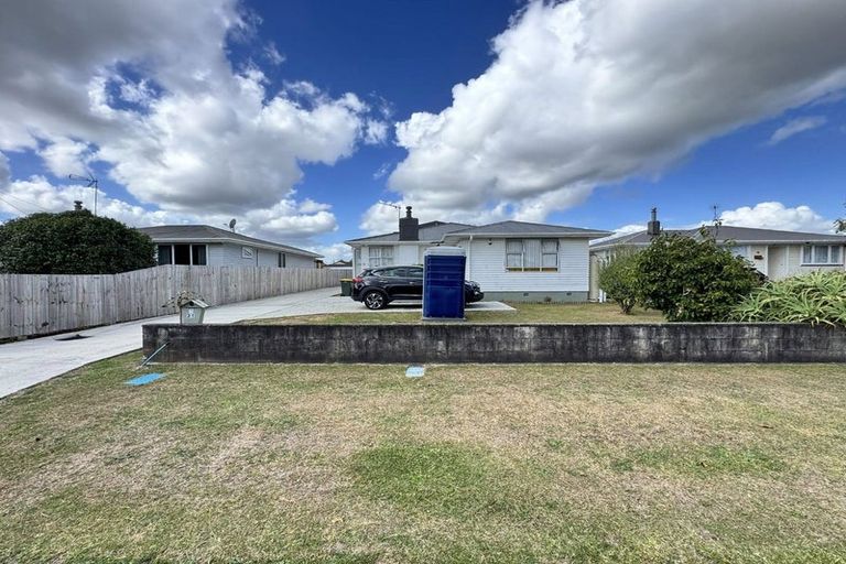 Photo of property in 31 Hill Crescent, Papakura, 2110