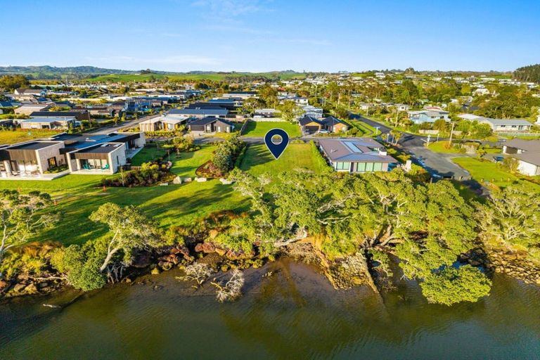 Photo of property in 3 William Gilbert Drive, Mangawhai, 0505
