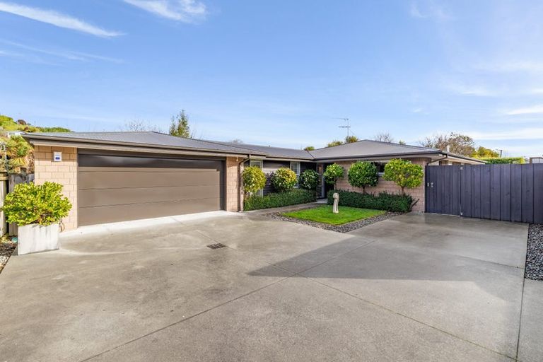 Photo of property in 33c Wilsons Road South, Saint Martins, Christchurch, 8022