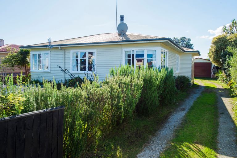 Photo of property in 79 Awapuni Road, Awapuni, Gisborne, 4010