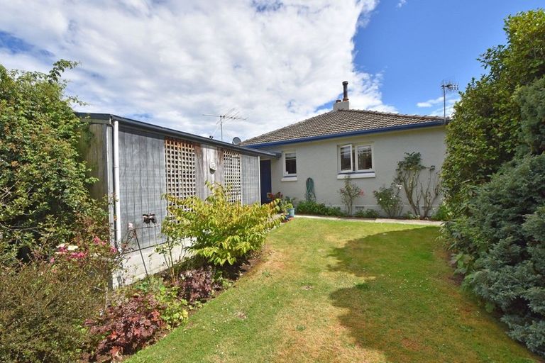 Photo of property in 19 Herriot Street, Richmond, Invercargill, 9810