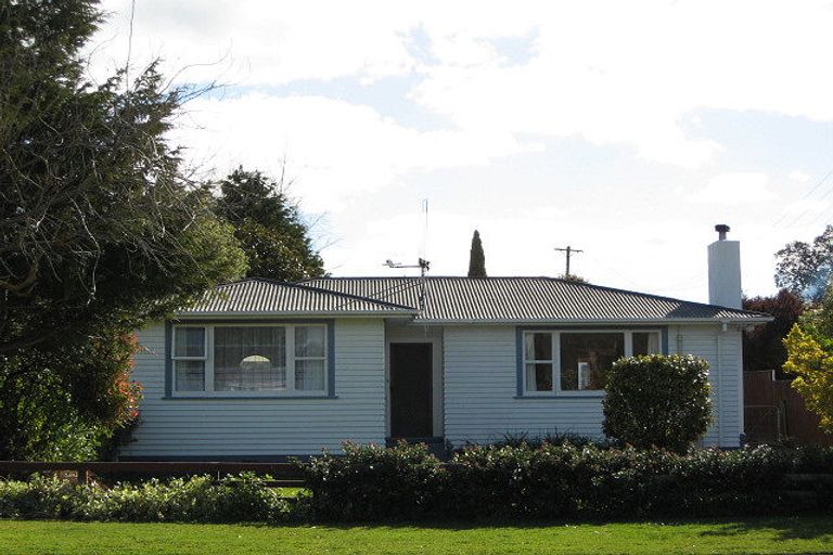 Photo of property in 74 Pukepapa Road, Marton, 4710