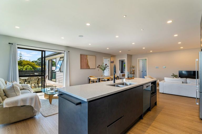 Photo of property in 13 Pukemarino Road, Waimauku, 0812