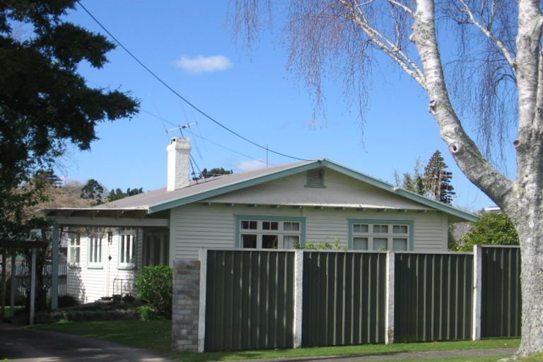 Photo of property in 130 Edgecumbe Road, Tauranga South, Tauranga, 3112
