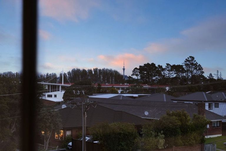 Photo of property in 13c Dominion Street, Takapuna, Auckland, 0622