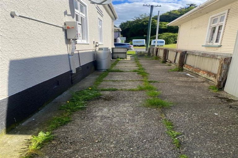 Photo of property in 31 Murray Street, Greymouth, 7805