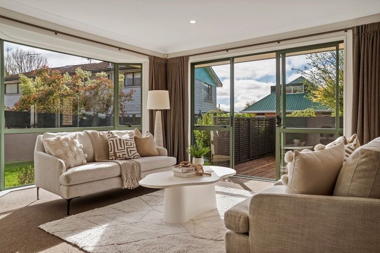 Photo of property in 14a Larch Place, Casebrook, Christchurch, 8051