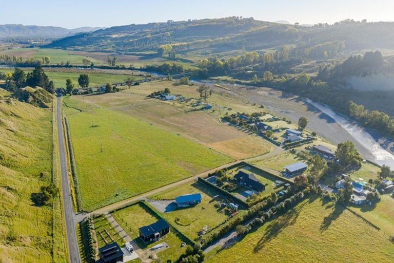 Photo of property in 742b River Road, Otane, 4277