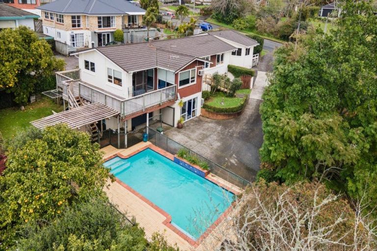 Photo of property in 4 Anzac Road, Pukekohe, 2120