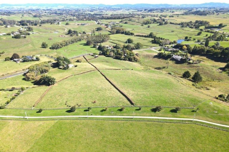 Photo of property in 73 Wallace Road, Temple View, Hamilton, 3289