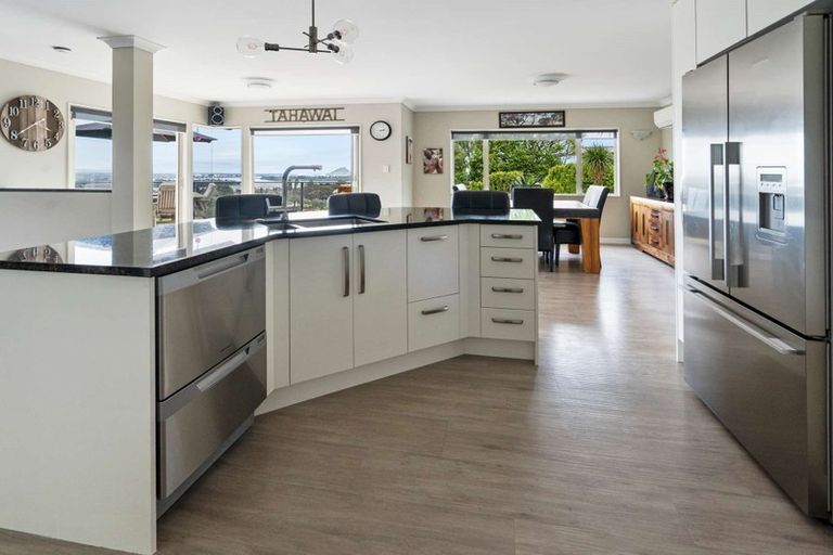 Photo of property in 14 Estates Terrace, Welcome Bay, Tauranga, 3175