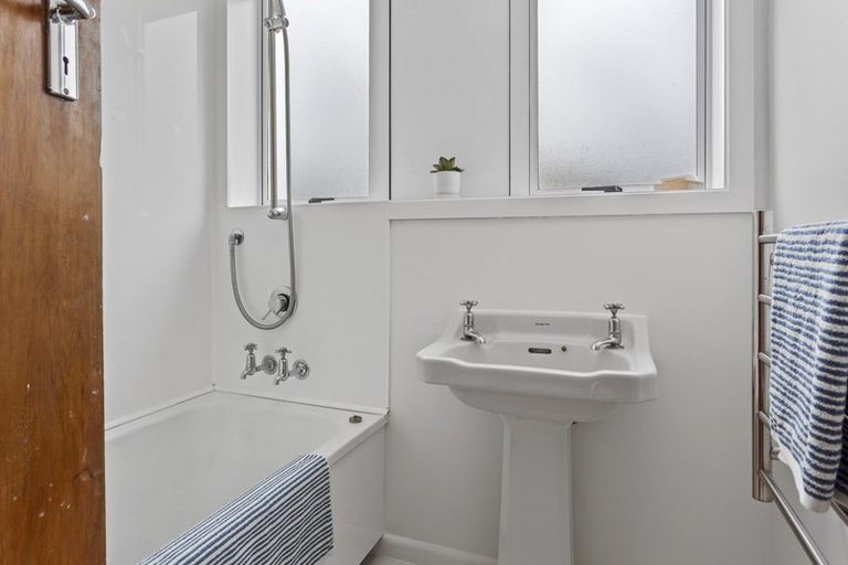 Photo of property in 173 High Street, Oxford, 7430