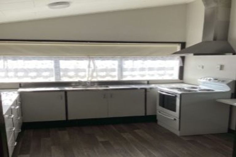 Photo of property in 2 Catherine Crescent, Whitianga, 3510