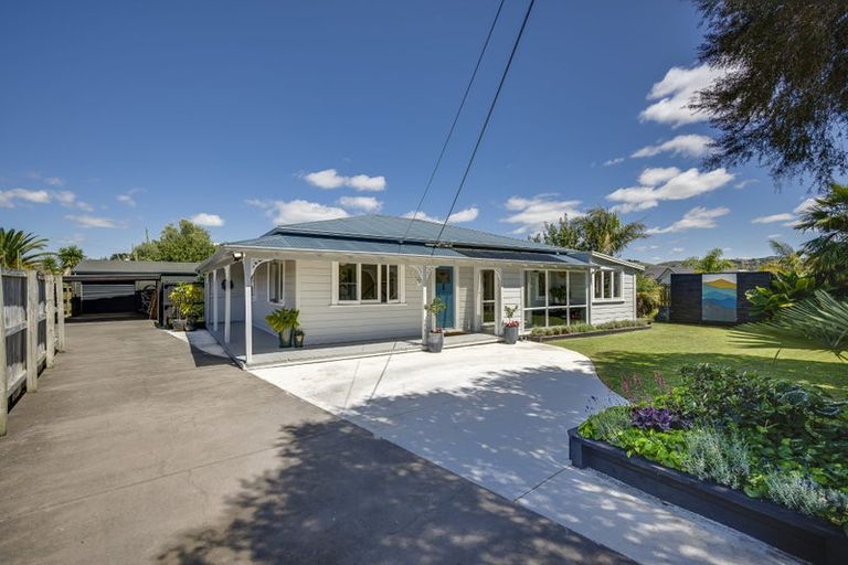Photo of property in 23 Petane Road, Bay View, Napier, 4104