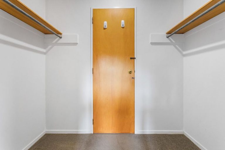 Photo of property in 44 Hale Crescent, Bayview, Auckland, 0629