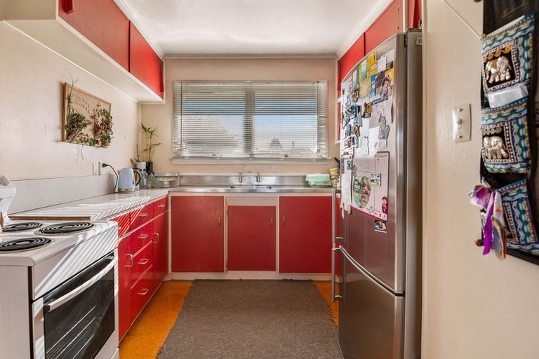 Photo of property in 2/177 Clayton Road, Mangakakahi, Rotorua, 3015