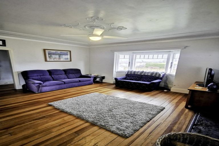 Photo of property in 96 Ngatai Street, Taumarunui, 3920