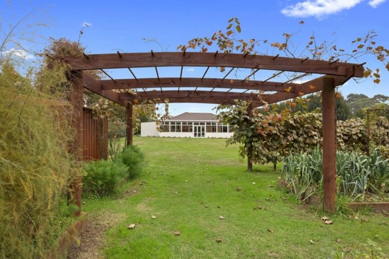 Photo of property in 10 Twin Oak Avenue, Papamoa Beach, Papamoa, 3118