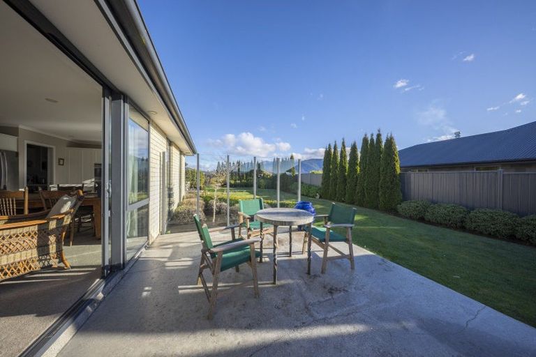 Photo of property in 21 South Arm Drive, Te Anau, 9600