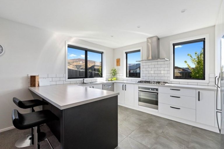 Photo of property in 7 Phoenix Place, Cromwell, 9310