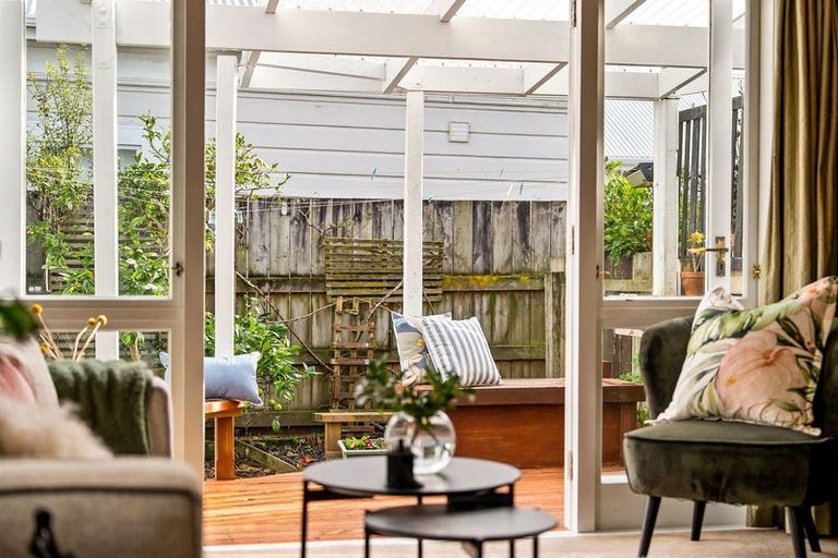 Photo of property in 170 Tasman Street, Mount Cook, Wellington, 6021
