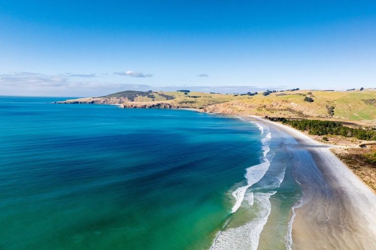 Photo of property in 73 Driver Street, Long Beach, Port Chalmers, 9081