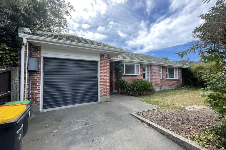 Photo of property in 9 Hampton Place, Burnside, Christchurch, 8053