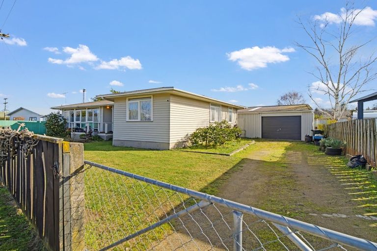 Photo of property in 25 Mcgreevy Street, Waipawa, 4210