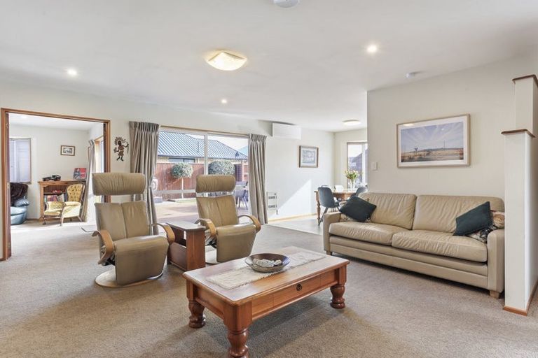 Photo of property in 30 Carmana Gardens, Rangiora, 7400