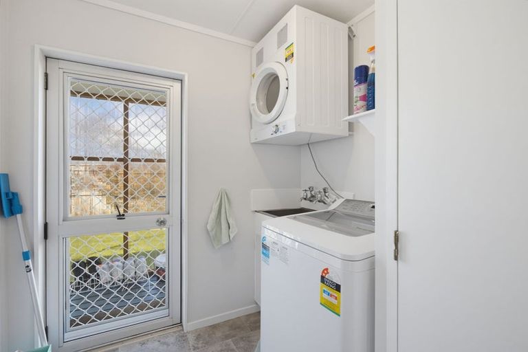 Photo of property in 24 Stirling Street, Te Aroha, 3320