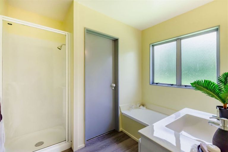 Photo of property in 81 Huia Street, Waikanae, 5036