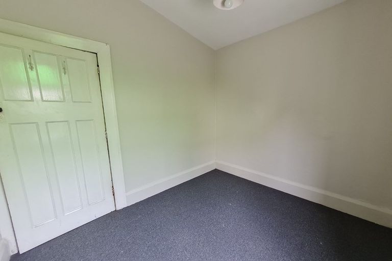 Photo of property in 17 Dilworth Street, Riccarton, Christchurch, 8011