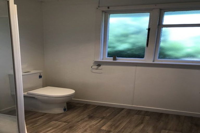 Photo of property in 51 Peer Street, Upper Riccarton, Christchurch, 8041