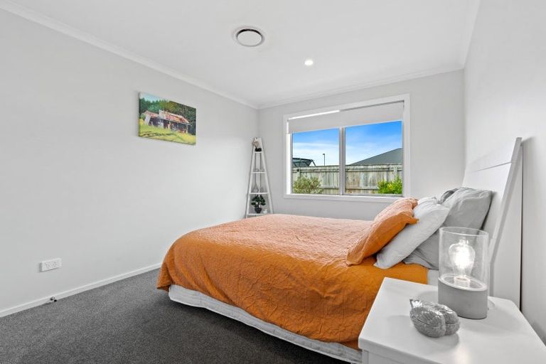 Photo of property in 4 Warrington Court, Carterton, 5713