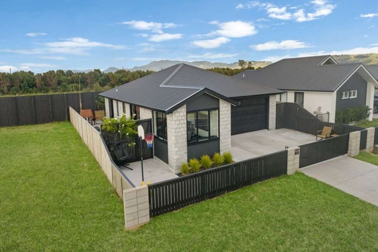 Photo of property in 136 Union Drive, Papamoa, 3118