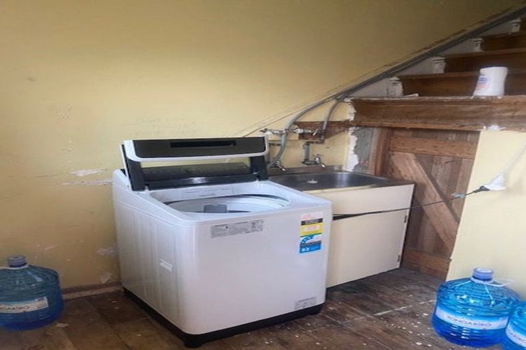 Photo of property in 9 Thompson Street, Mount Cook, Wellington, 6011