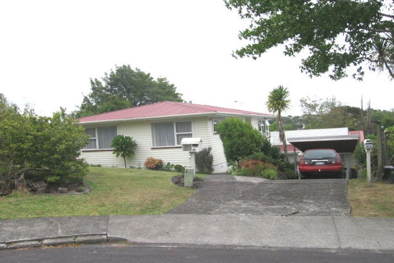 Photo of property in 48 Valley View Road, Glenfield, Auckland, 0629