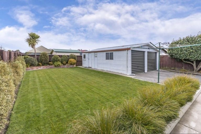 Photo of property in 40 Chartwell Street, Burwood, Christchurch, 8083