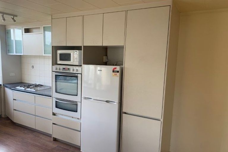 Photo of property in 4/586 Barbadoes Street, Edgeware, Christchurch, 8013