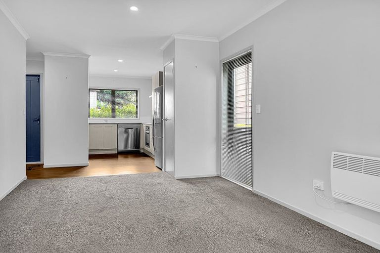 Photo of property in 71 Kaimoana Street, Weymouth, Auckland, 2103