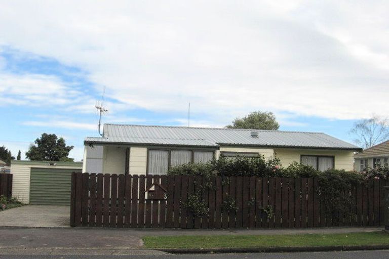 Photo of property in 3 Kenney Crescent, Fairfield, Hamilton, 3214