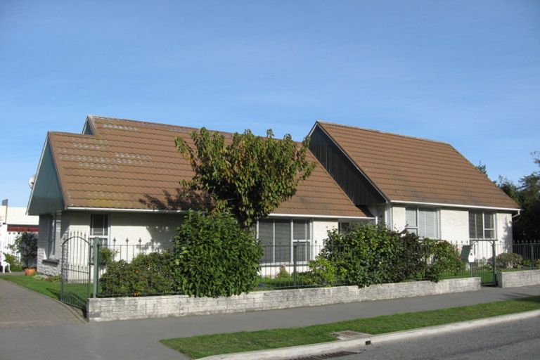 Photo of property in 20 Otara Street, Ilam, Christchurch, 8053