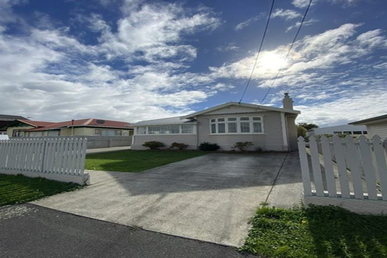 Photo of property in 25 Caledonia Street, Miramar, Wellington, 6022