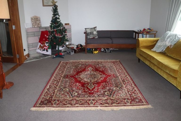 Photo of property in 19 Donald Street, Karori, Wellington, 6012