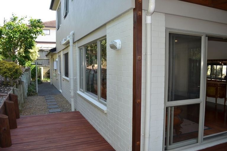 Photo of property in 16 Amaretto Avenue, Flat Bush, Auckland, 2019