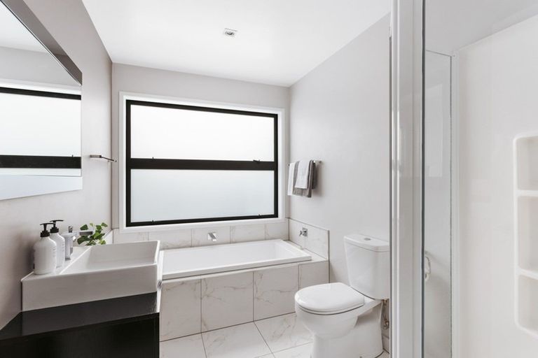 Photo of property in 16 Jude Place, Brookfield, Tauranga, 3110