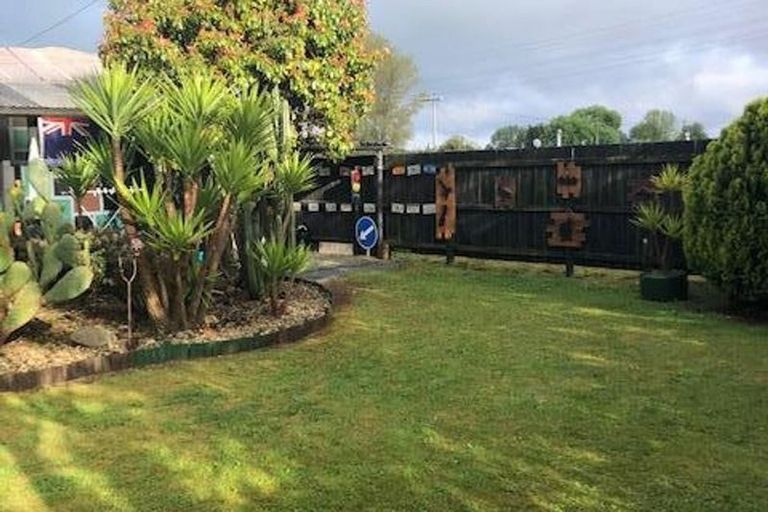 Photo of property in 142 Rangatira Drive, Mangakino, 3421