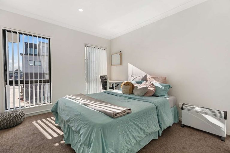 Photo of property in 9 Lovely Lane, Manurewa, Auckland, 2102